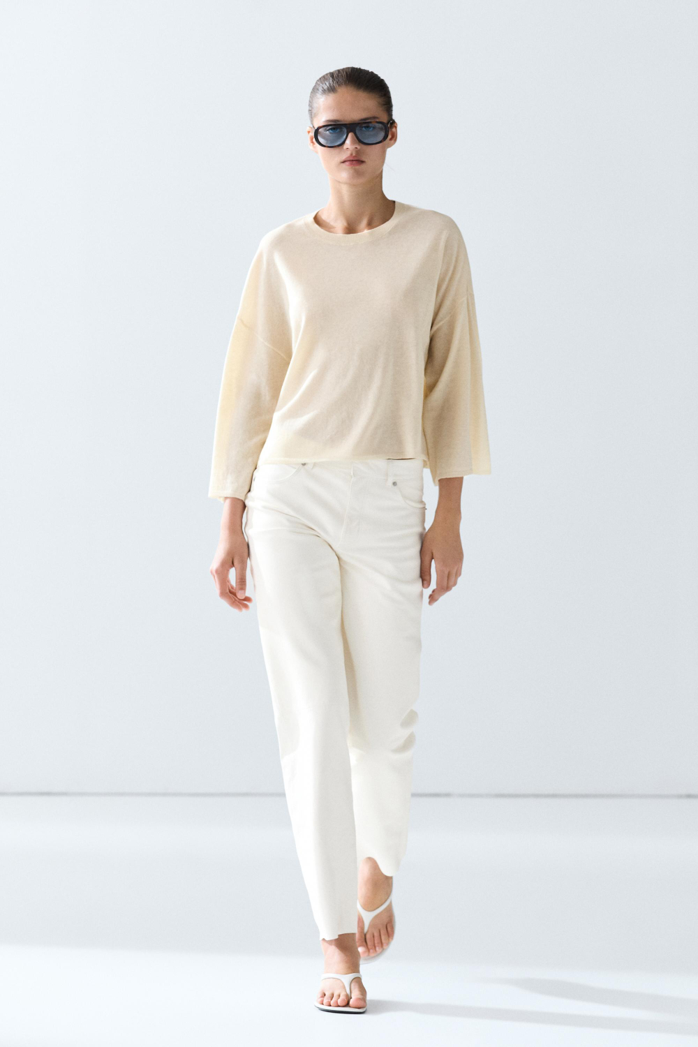 Massimo Dutti Свитер из смесовой шерсти с круглым вырезом, ванильный