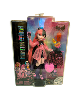 Кукла Monster High «Draculaura» HHK51 — популярная героиня