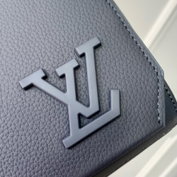Louis Vuitton Takeoff Messenger