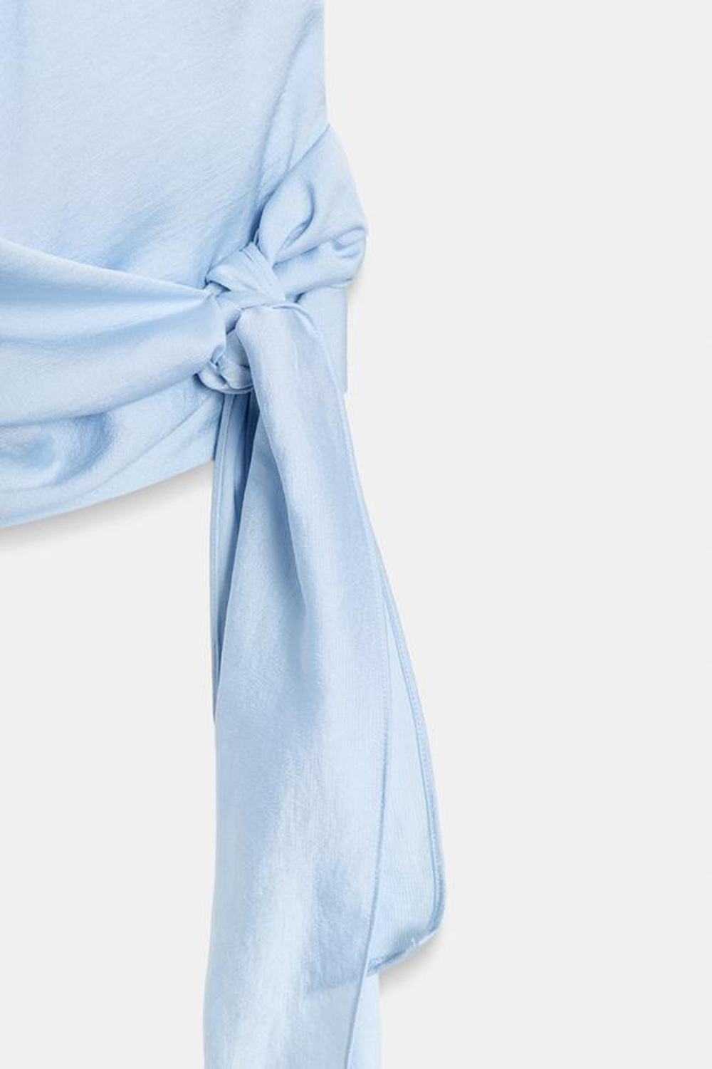ZARA АТЛАСНЫЙ ТОП С БАНТОМ И ПОДПЛЕЧНИКАМИ, ГОЛУБОЙ