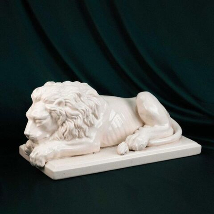 Винтаж: Фарфоровая статуэтка «Лежащий лев»