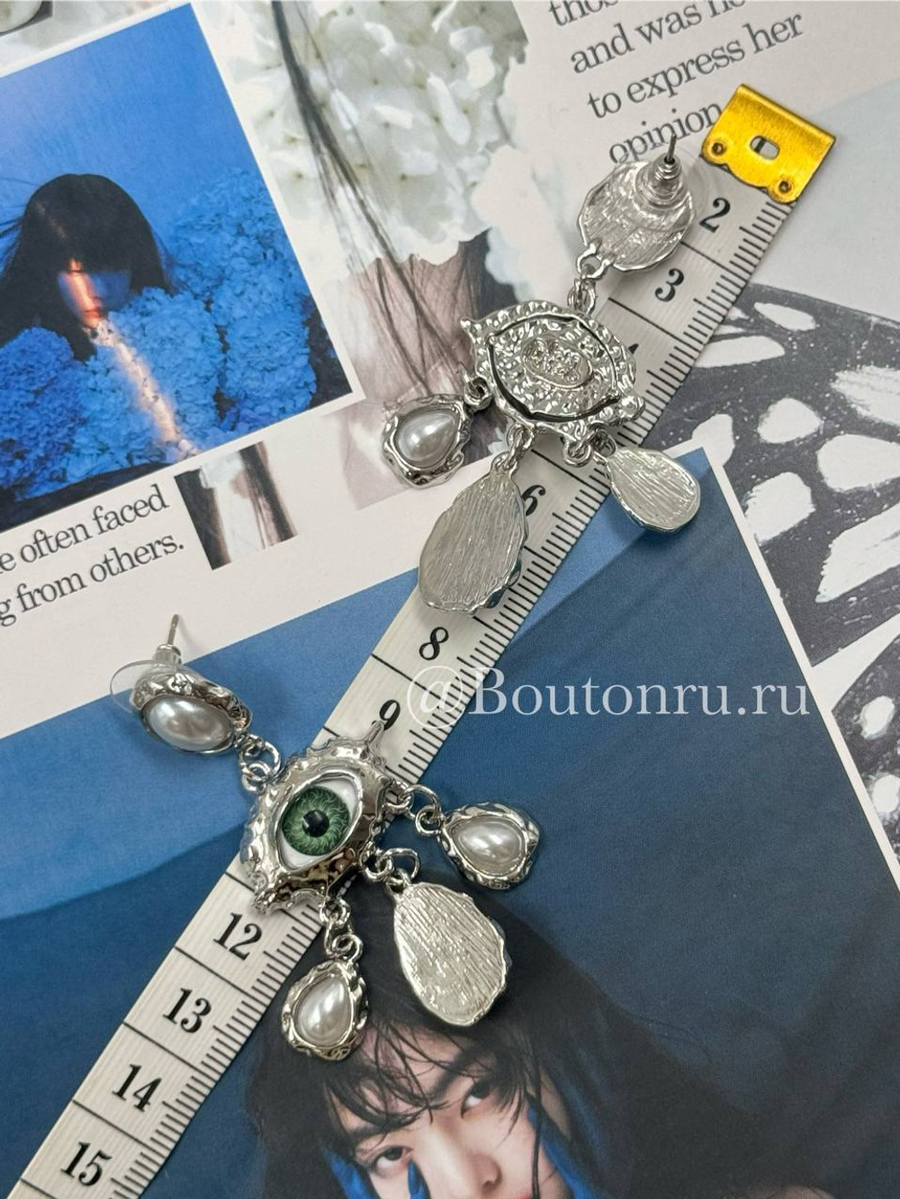 Серьги Скиапар. серебристые в форме глаза с крупными жемчужными подвесками