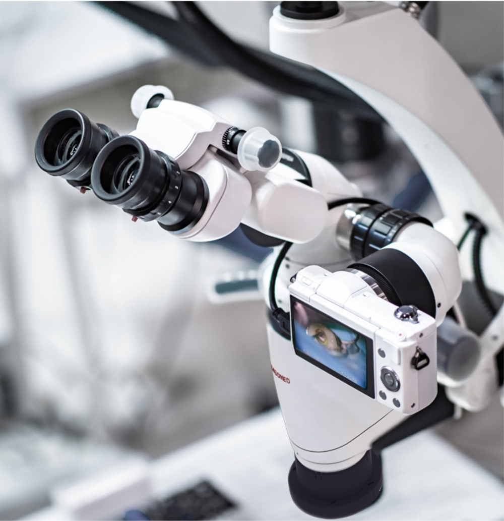 Стоматологический микроскоп Labomed MAGNA, моторизированный
