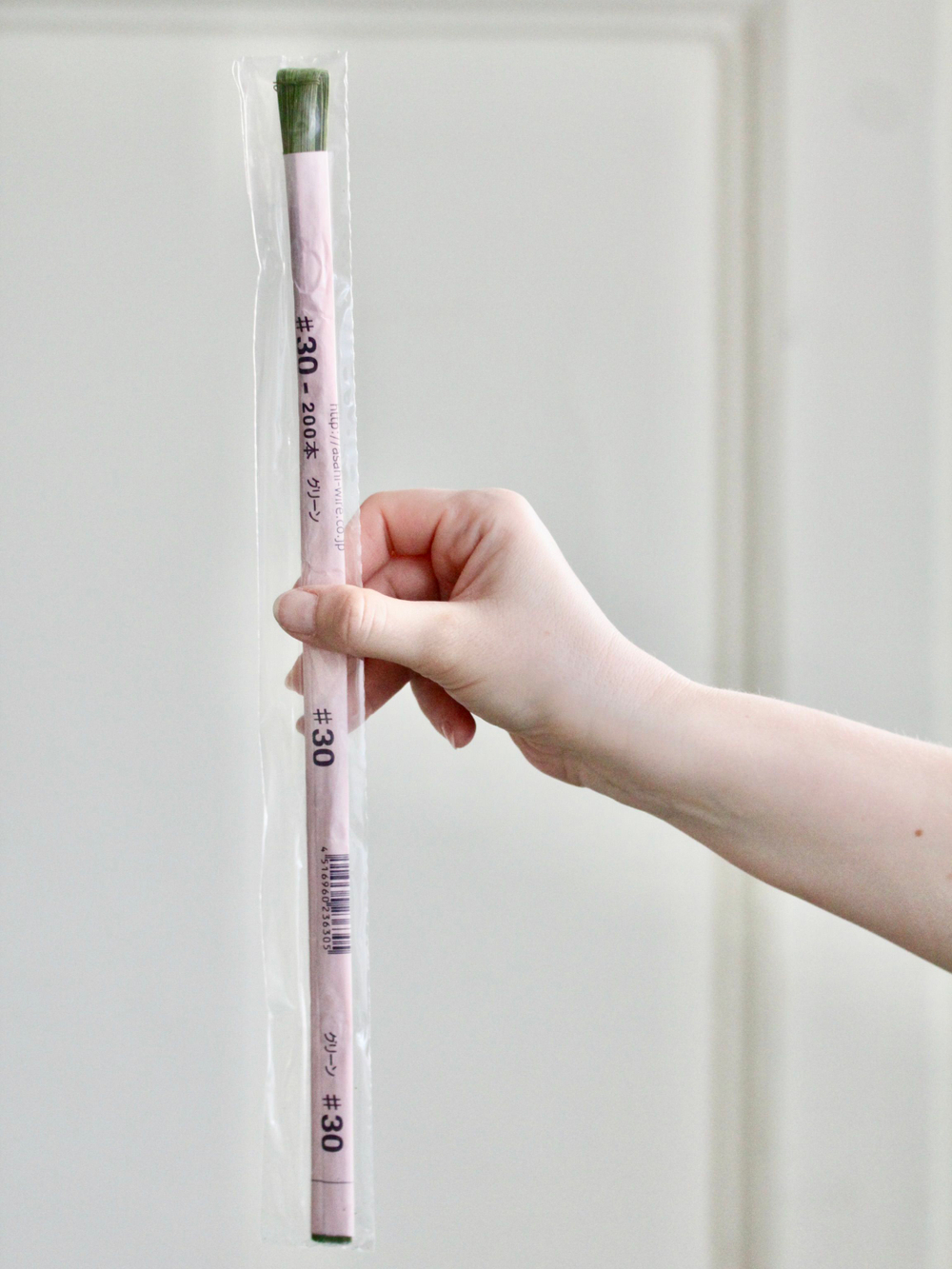 Проволока длинная японская формат U № 30 Зеленая, длина 72 см согнута пополам, 100 штук.