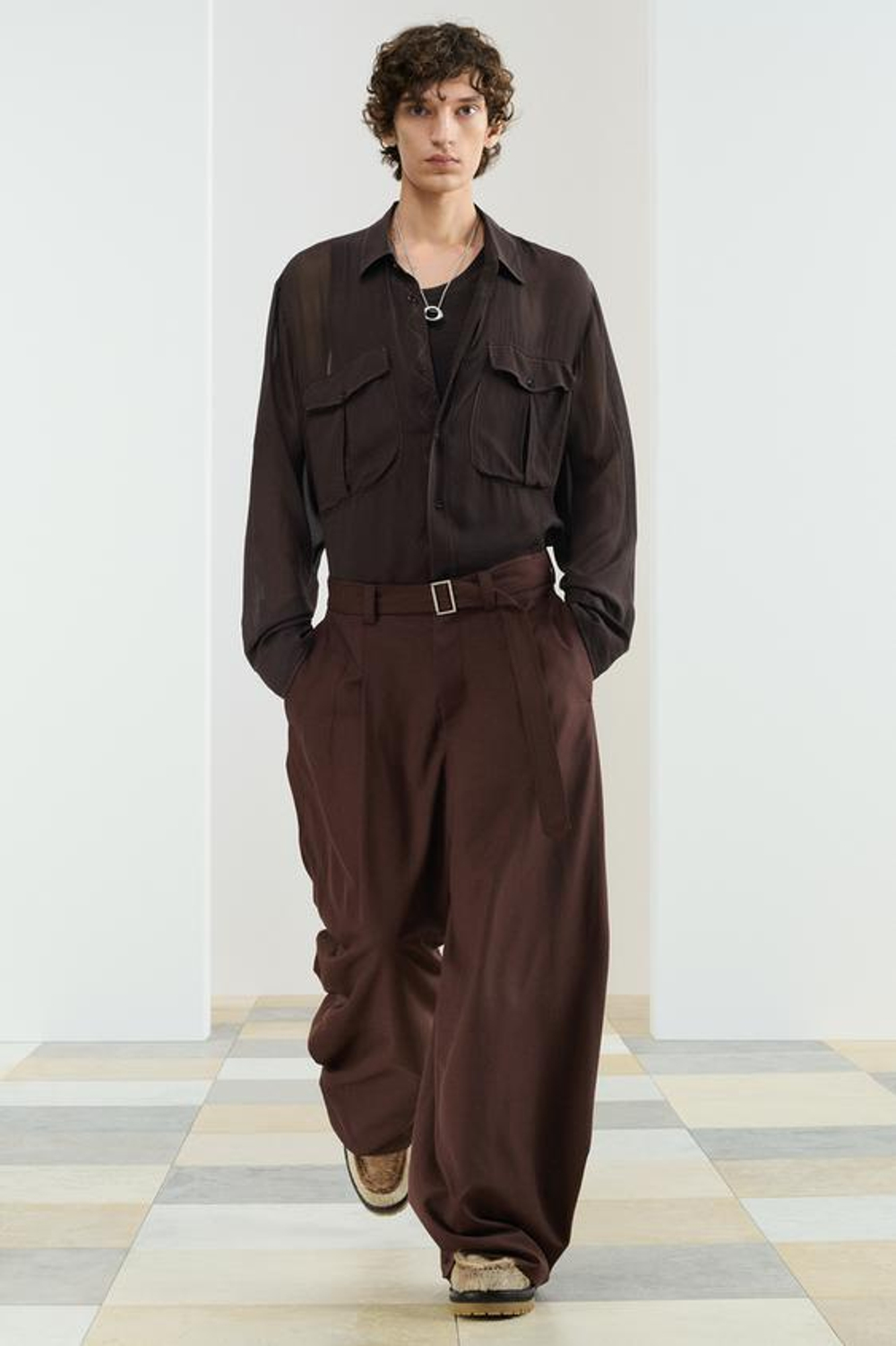 ZARA ШИРОКИЕ БРЮКИ ИЗ СТРУЯЩЕЙСЯ ТКАНИ ИЗ ШЕРСТИ И ВИСКОЗЫ, КОРИЧНЕВЫЙ