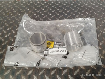 Втулка 2J-8489