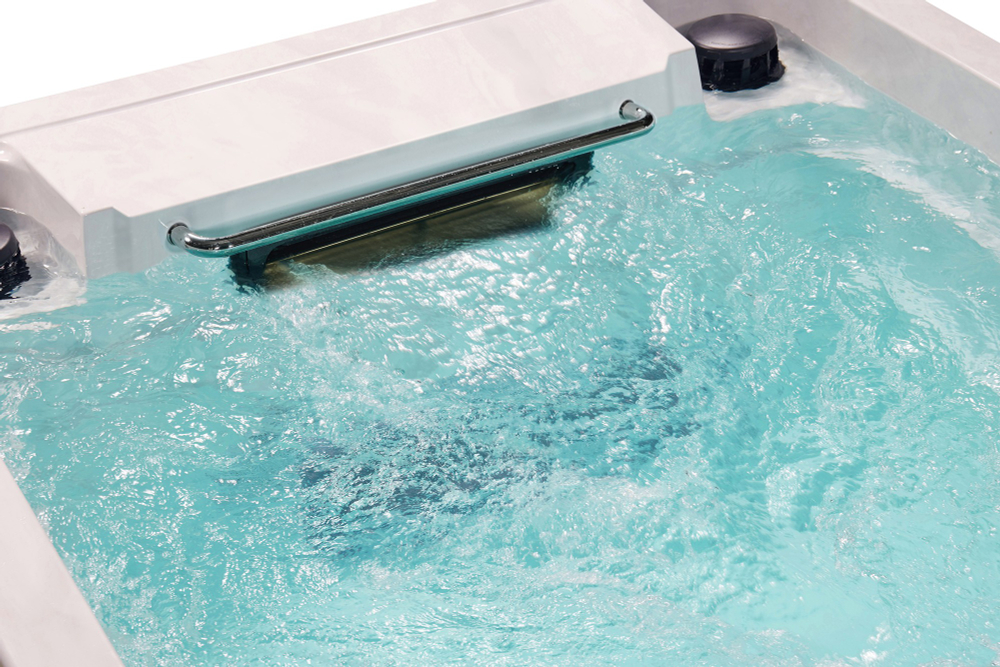 Небольшой плавательный спа-бассейн с профессиональным противотоком Victoria Star VS-GT400