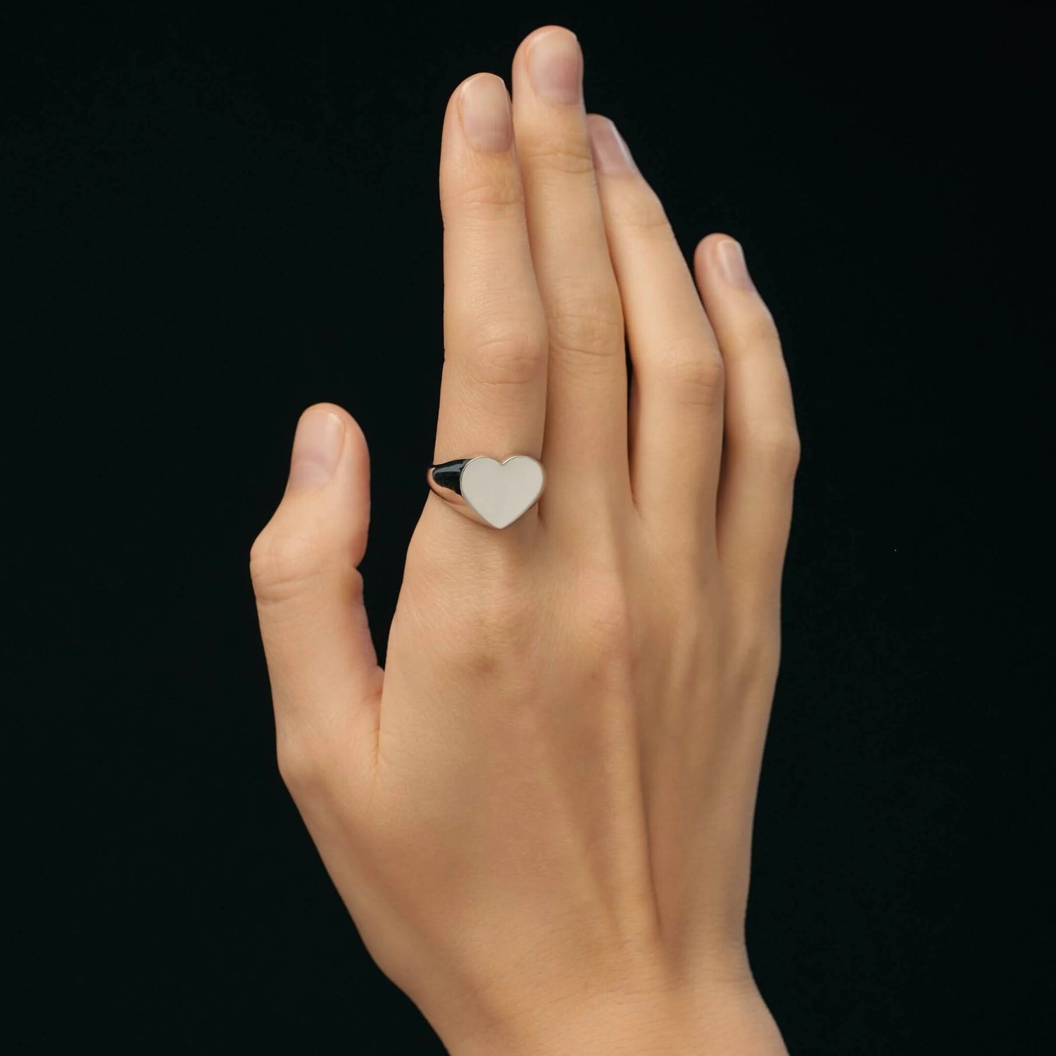 Кольцо-печатка Silver Big White Heart Ring