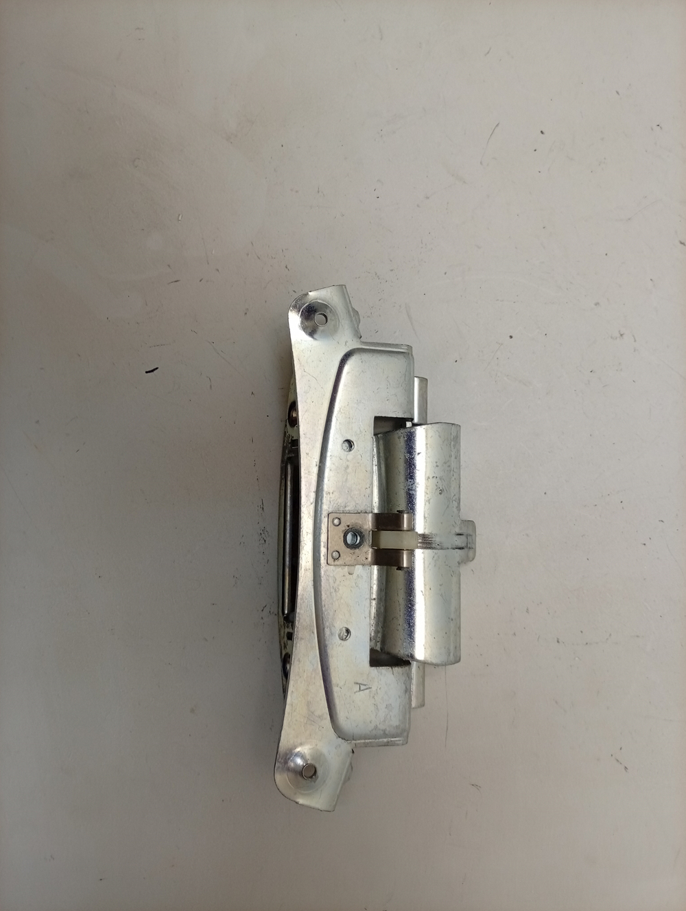 FE925N кт21 Петля люка для стиральной машины Electrolux Zanussi 1320044058 б/у