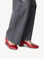 Кожаные туфли-лодочки красного цвета Tamaris