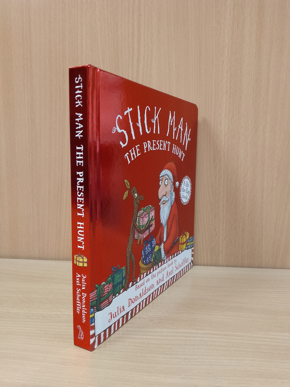 Stick Man - The Present Hunt: A Lift-The-Flap Adventure