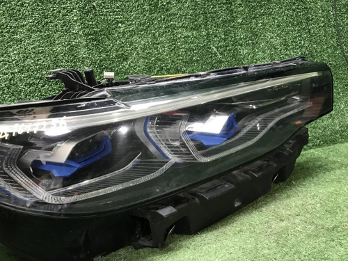 Битая Фара правая BMW X7 G07 (19-22) Laser Light