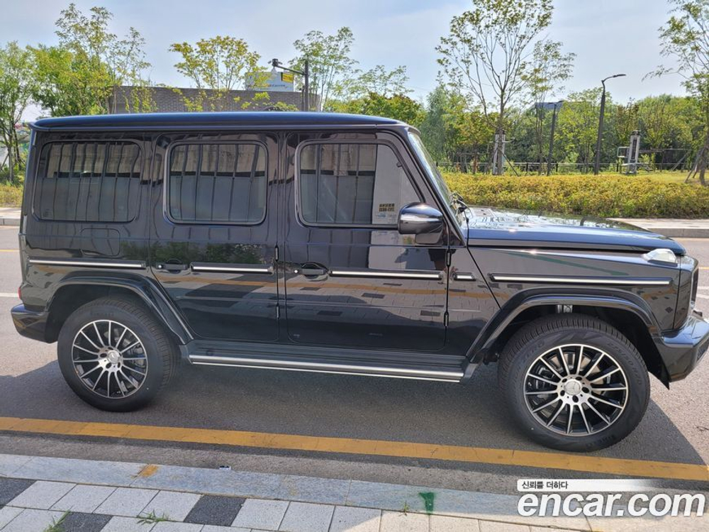 Mercedes-Benz G-Class W463b G400 d (06.2024)