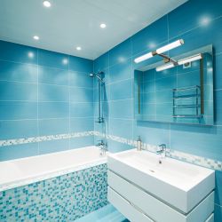 ULT-F37-8W-4500K IP44 CHROME Светодиодный светильник для подсветки мебели и зеркал ванной комнаты. Хром. ТМ Uniel