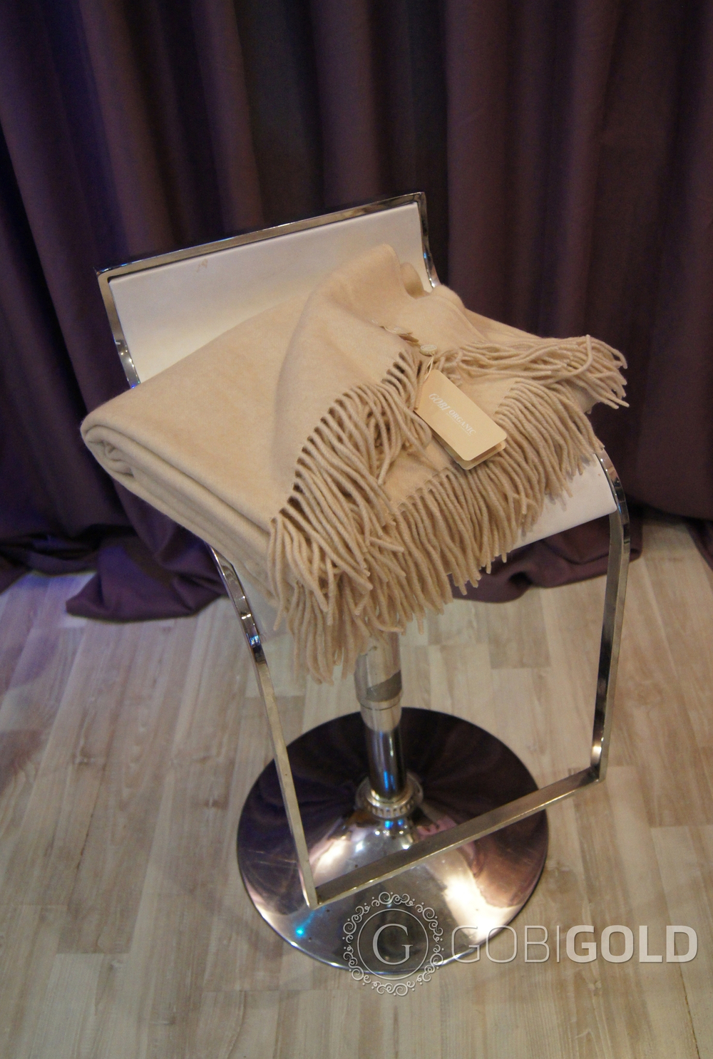 Плед из 100% кашемира 145x180 см. (GOBI )  - кремовый