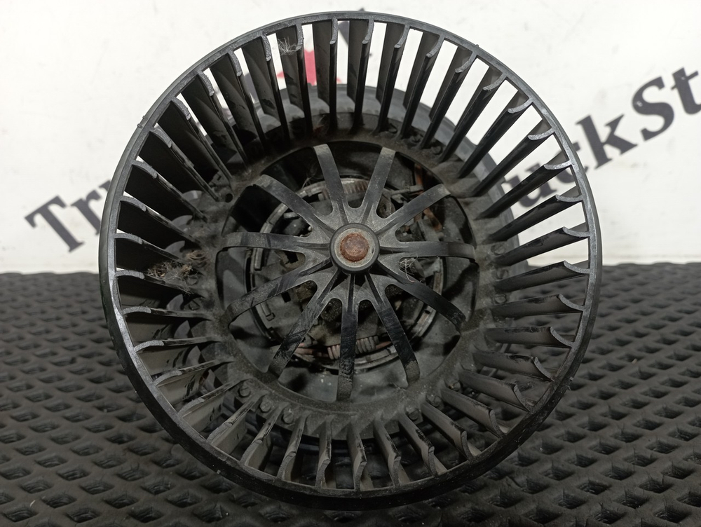 Моторчик отопителя