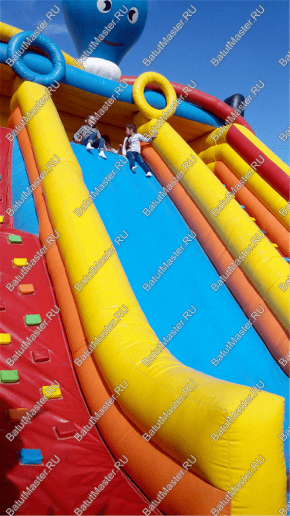 Коммерческий надувной батут "Осьминоги и драконы" 16*8*6 м