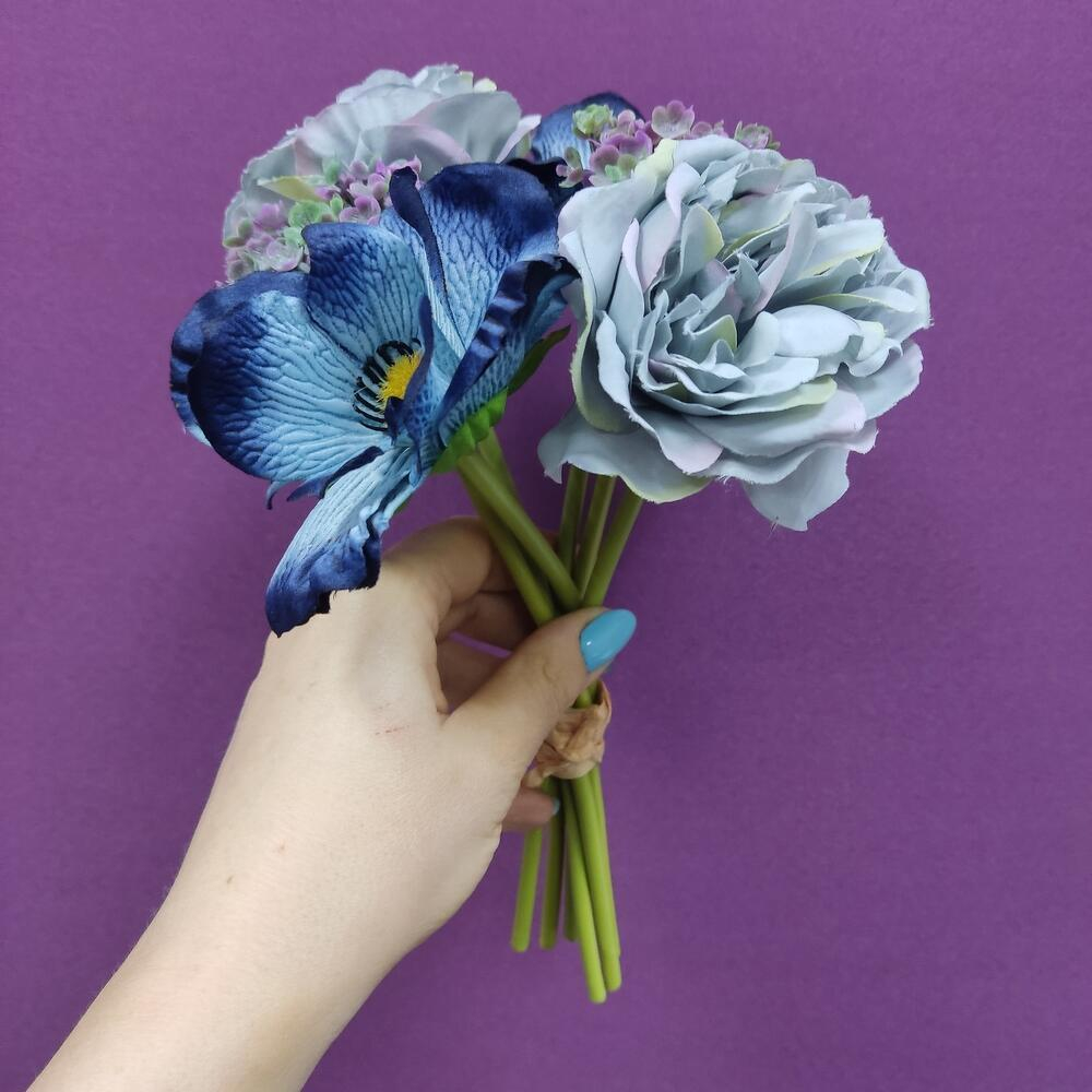 Букет в синих тонах