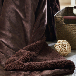 Плед 1.5 на полуторку Шоколад Барашка Велюр-Плюш 140х200