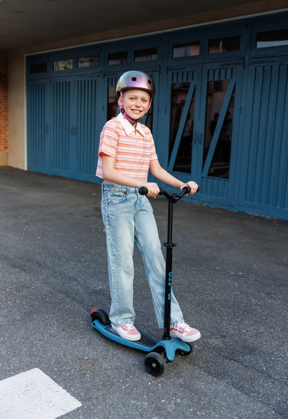 Самокат Micro Kickboard Reloaded, оливковый