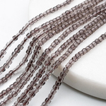 Дымчатый кварц куб бусины ("Раухтопаз"), размер около 2,5 мм, цена за отрезок 19 см (1/2 нити)