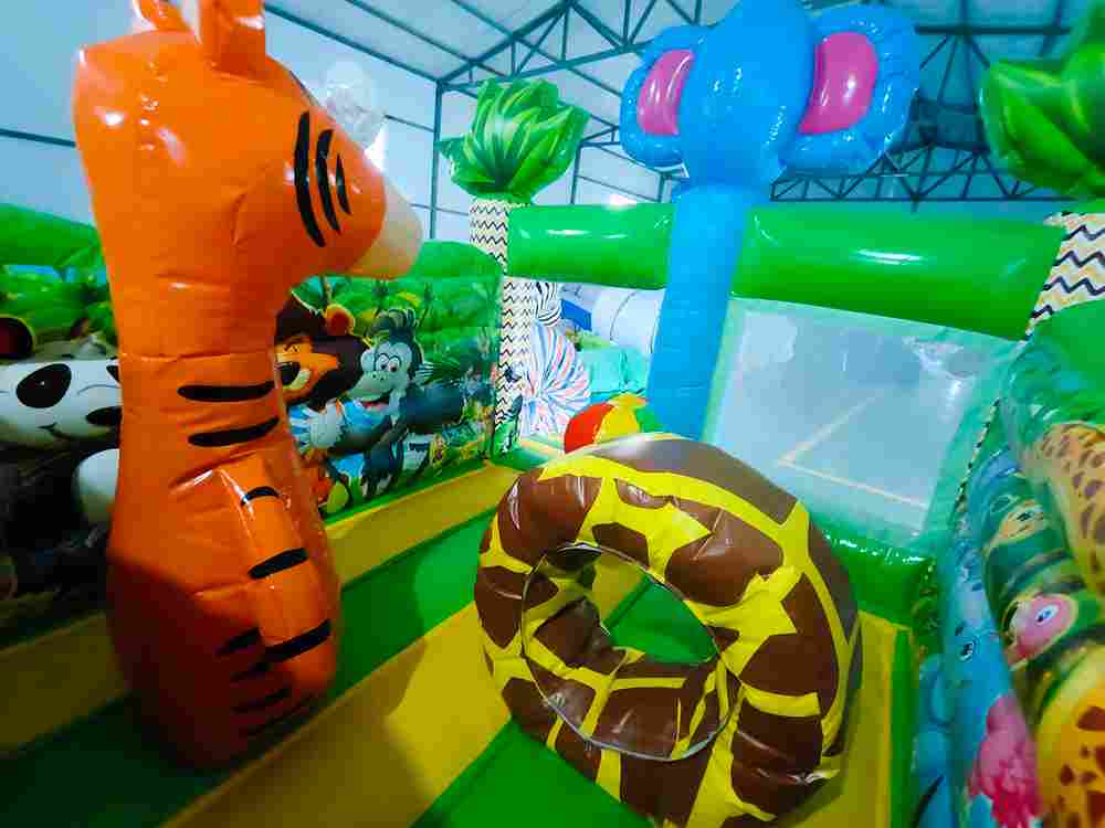 Коммерческий надувной батут «Чудо-сафари 3» 3,5*3,5*2,6 м