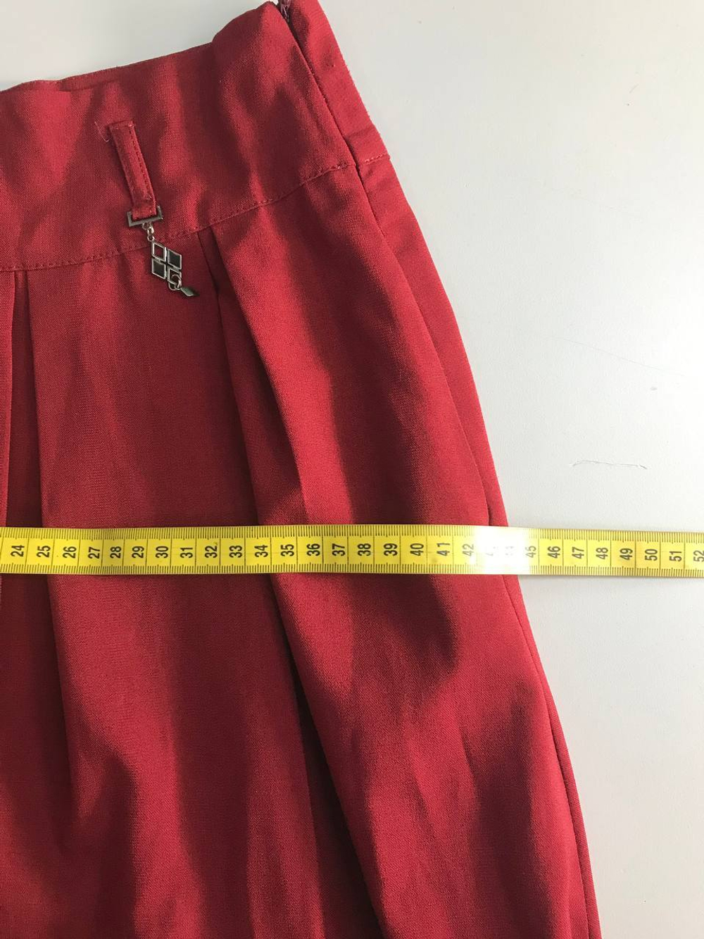 Юбка яркого оттенка, визуально 42 размер