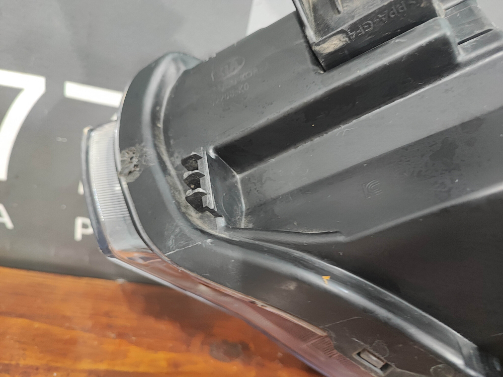 Фара ДХО правая Kia Soul 3 (SK3) 19-нв Б/У Оригинал 92208K0000