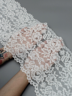 Эластичное кружево теплое белое ширина 22 см ОТРЕЗЫ