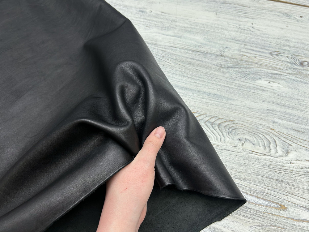 Фото кожи Натуральная кожа цв. Черный / Nero Matt, толщ. 1,3-1,5 мм