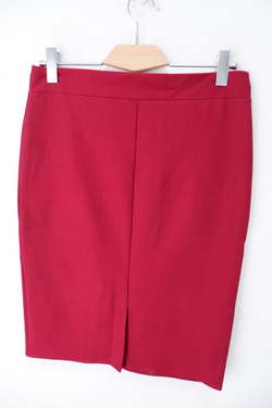 Юбка обтягивающего кроя 46 размер