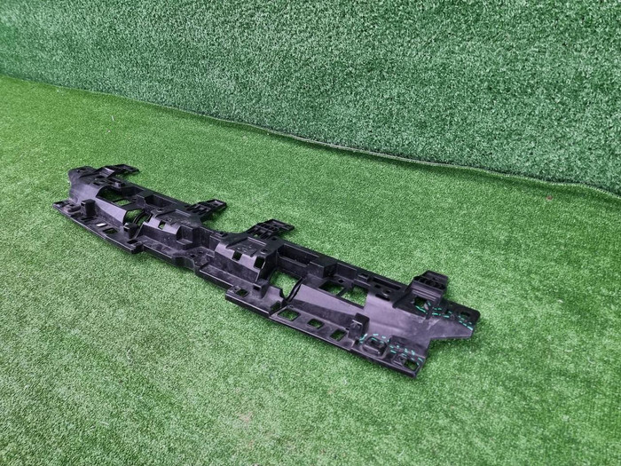 Кронштейн переднего бампера Voyah Dream (21-нв)