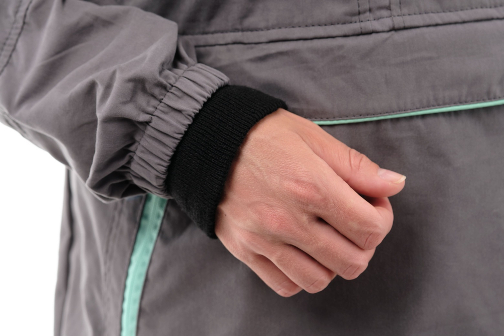 Костюм противоэнцефалитный «Элит Барьер» женский (цвет. св.серый / мята)