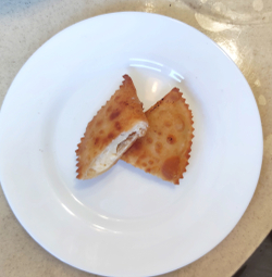 Чебуреки с сыром