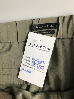 Брюки Massimo Dutti легкие и приятные к телу, визуально на 44 размер
