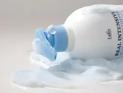 LADOR Кондиционер для волос с АНА и ВНА кислотами REAL INTENSIVE ACID CONDITIONER 900 мл.