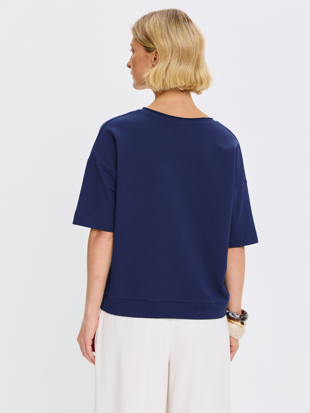 Плотная футболка из футера 2-нитки с V-вырезом HIGH TEMP