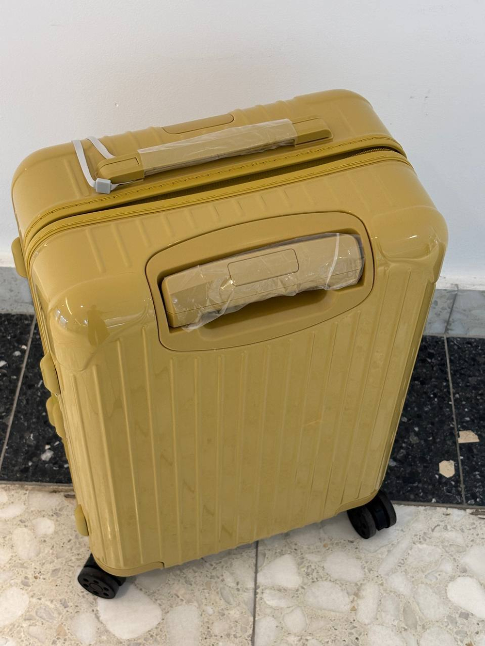 Чемодан Rimowa