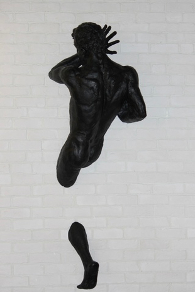 Скульптура Becoming