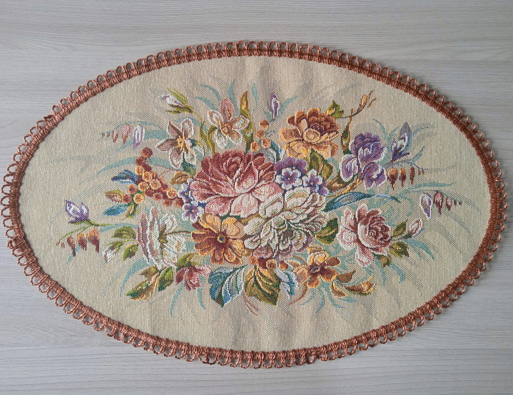Декоративная гобеленовая салфетка Цветы Дианы 33х51