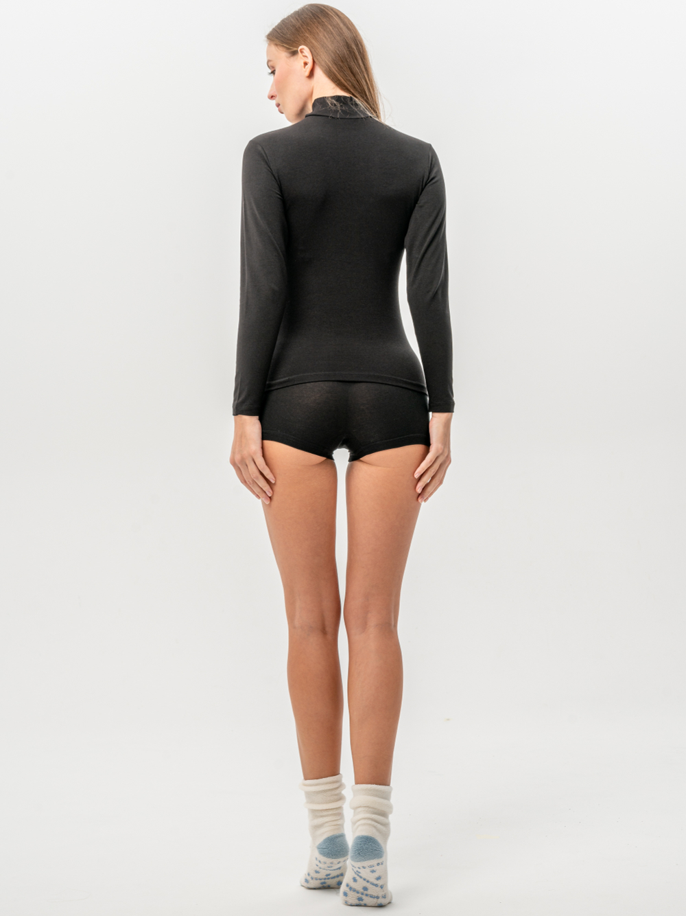 Лонгслив женский черный