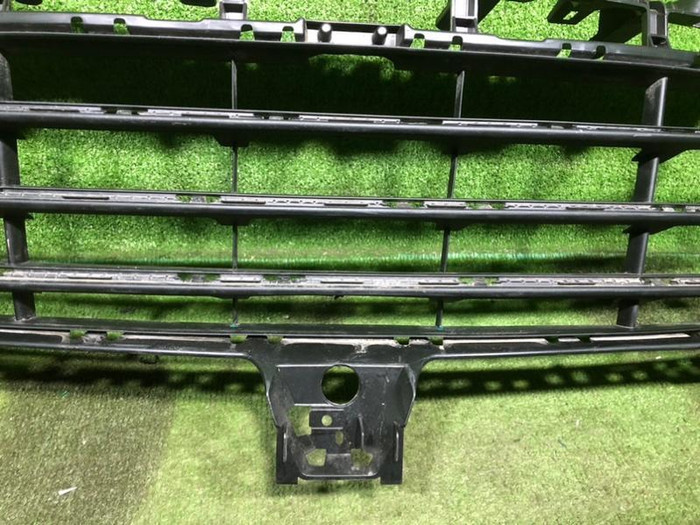 Решетка переднего бампера Porsche Cayenne 3 17-23