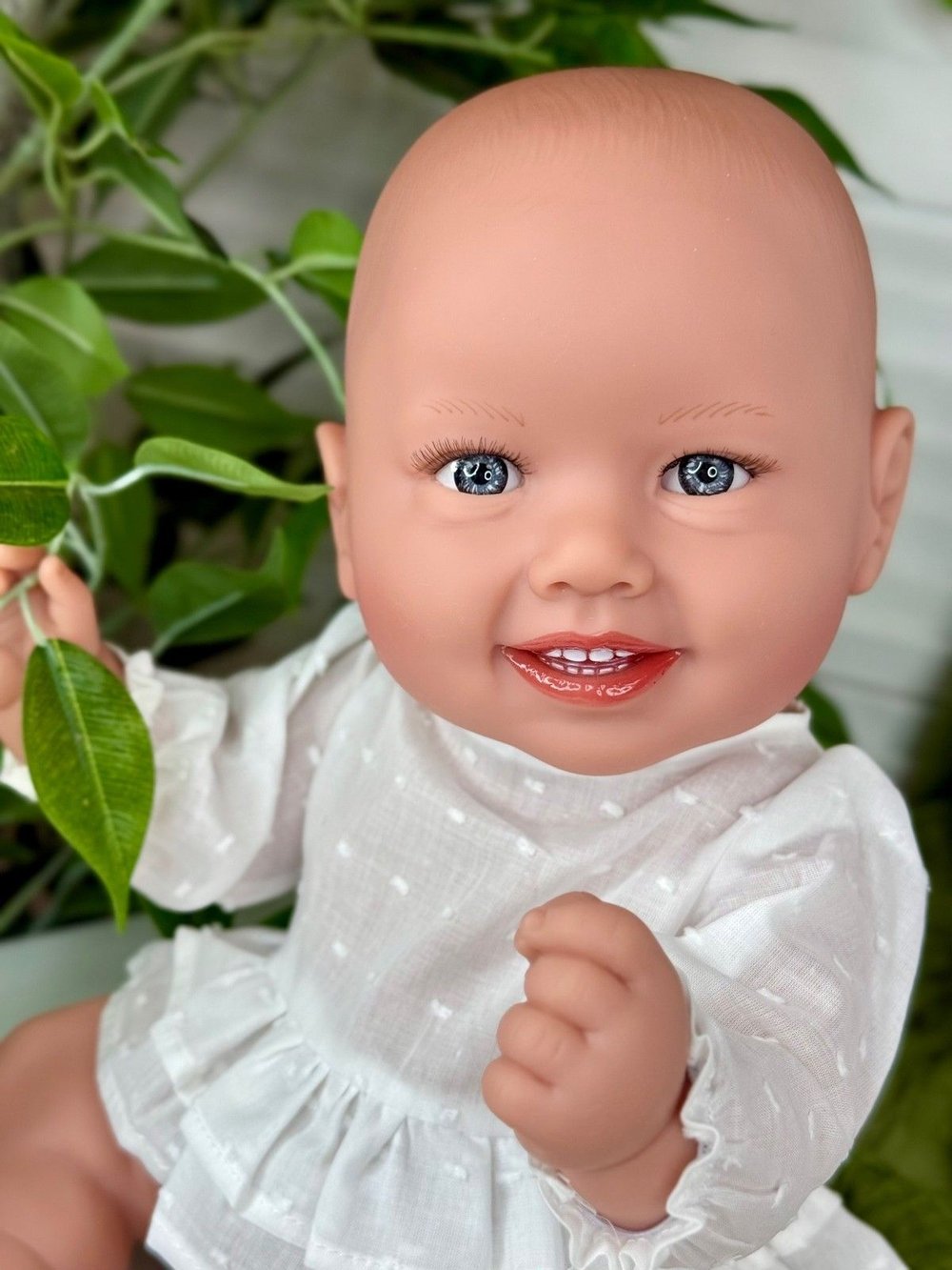 Кукла Manolo Dolls виниловая Diana 45см (8318)