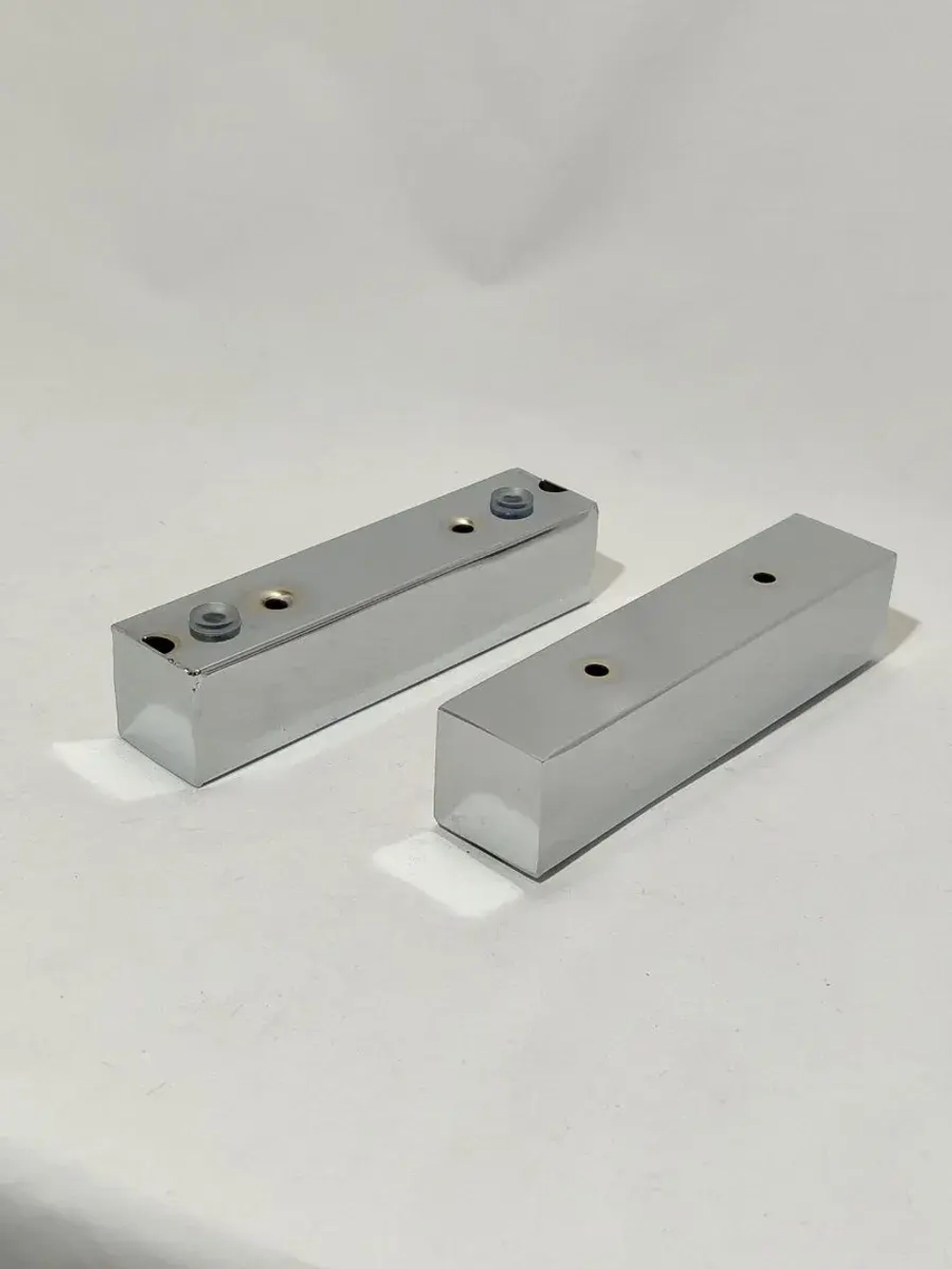 Мебельные ножки металлические под диван кресло тумбу комод