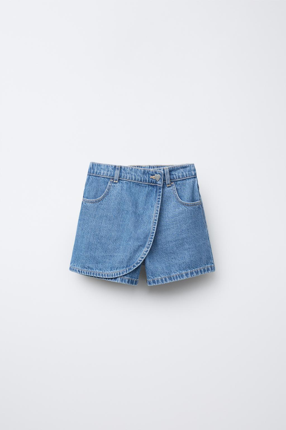 ZARA ДЖИНСОВАЯ ЮБКА-ШОРТЫ С ВЫСОКОЙ ПОСАДКОЙ И ПУГОВИЦЕЙ В ФОРМЕ СЕРДЦА, ВЫЦВЕТШИЙ СИНИЙ