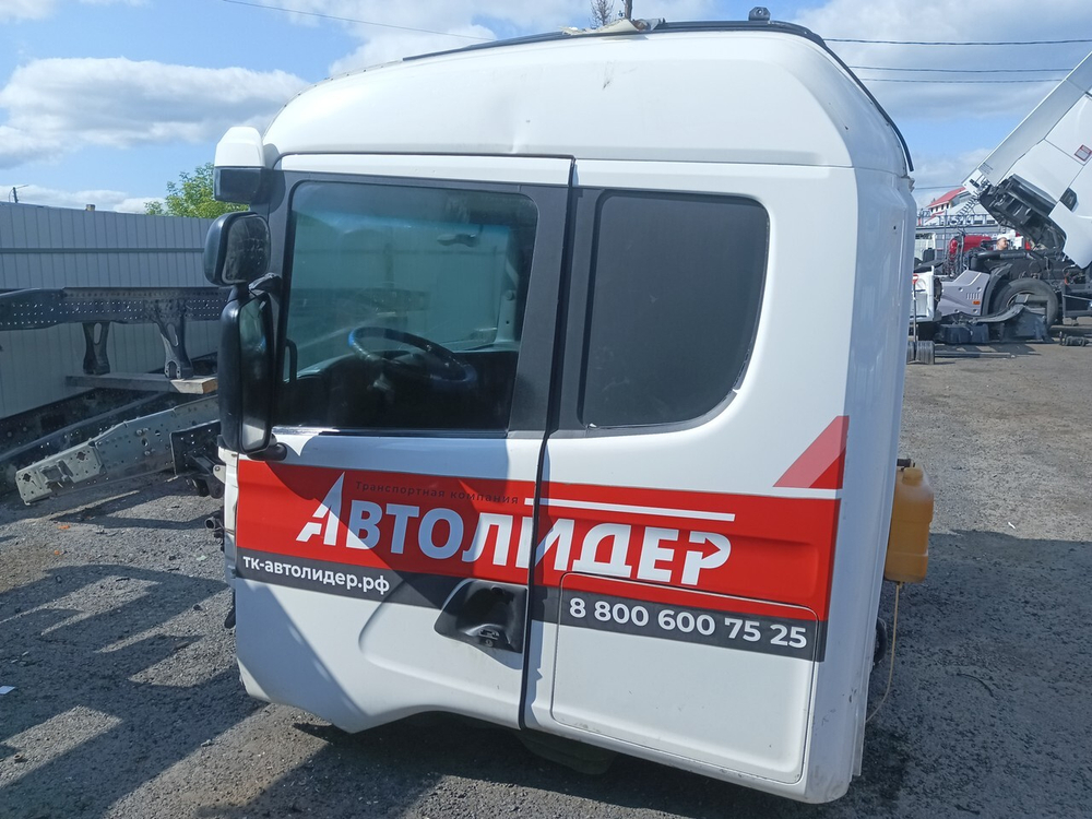 Кабина R440 2017 год.
