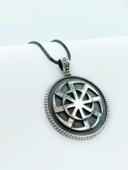 Славянская подвеска оберег Коловрат магический амулет из стали