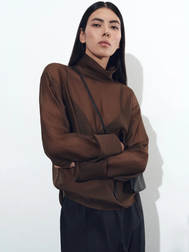 Блуза с воротником B1