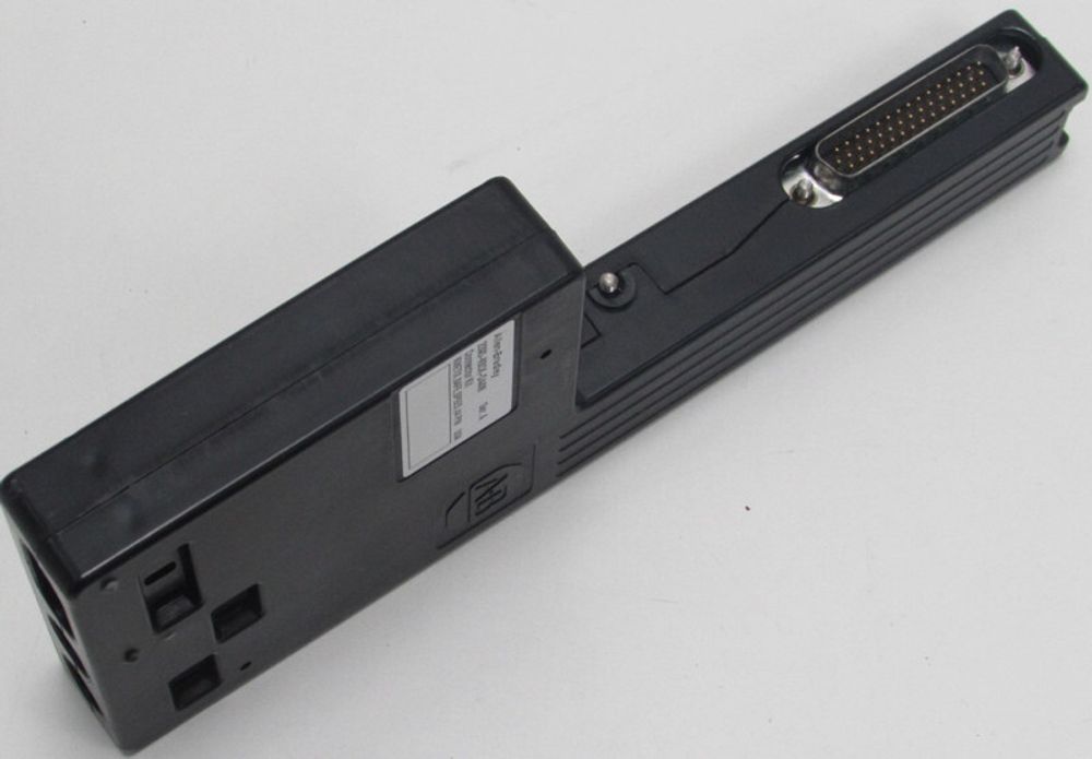 Allen Bradley 2090-K6CK-D44M