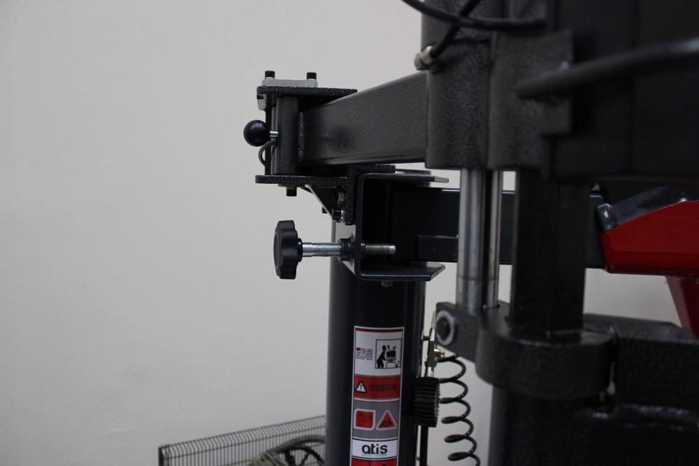 TC24 Шиномонтажный полуавтоматический станок 380В